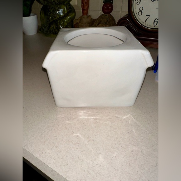 Rae Dunn “Farm Fresh” large jar.  Brand new. - Picture 6 of 9